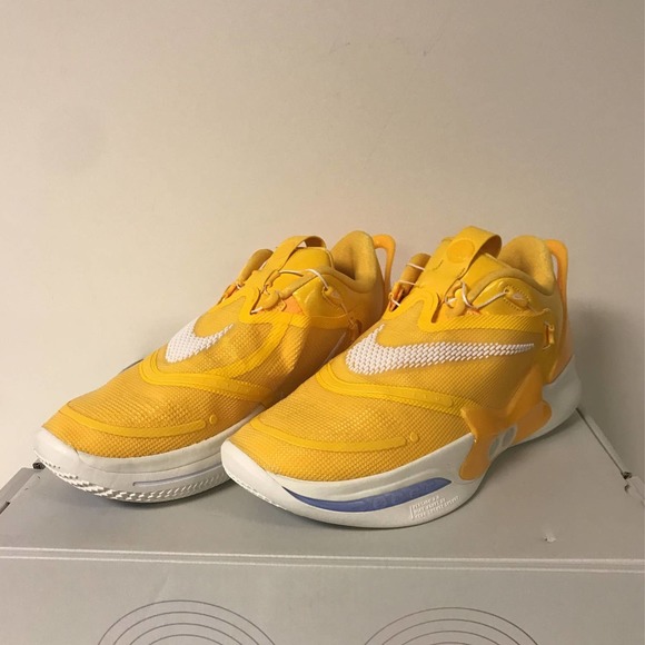 Nike Adapt BB 2.0 Winners Circle NBA 2K20 Gamer Exclusive Self-Lacing, Mens 10.5 - Picture 3 of 12